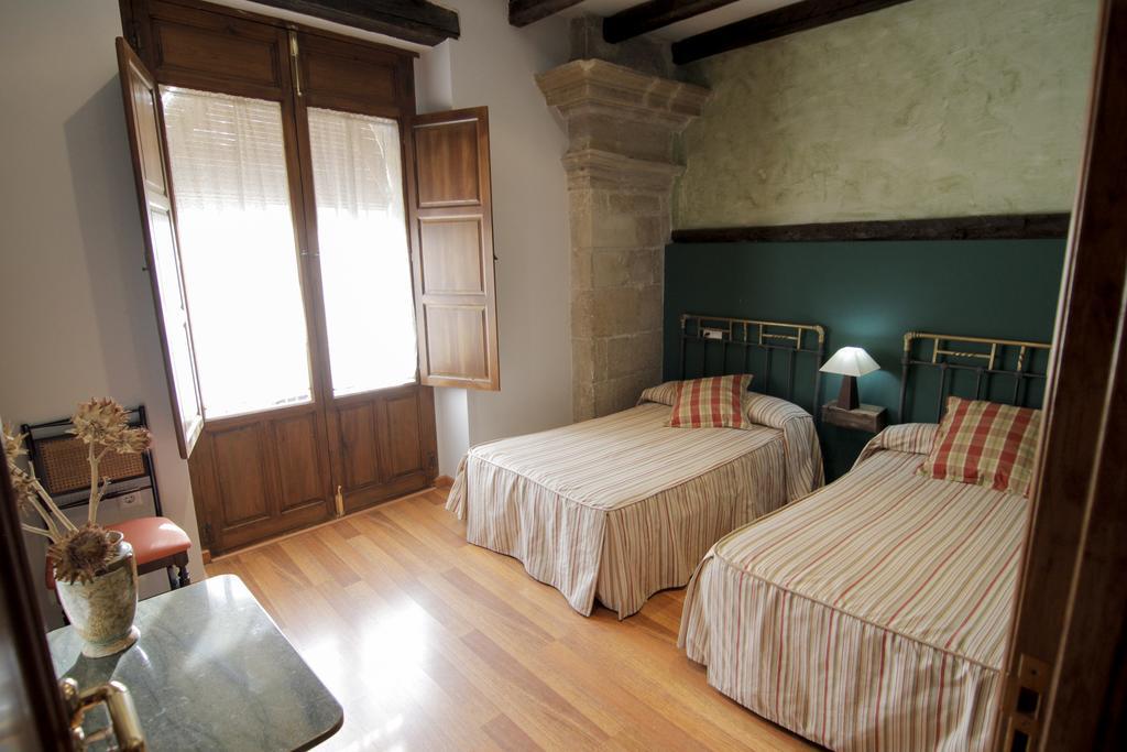 Hotel Vivienda Turistica Yamaries Úbeda Zewnętrze zdjęcie
